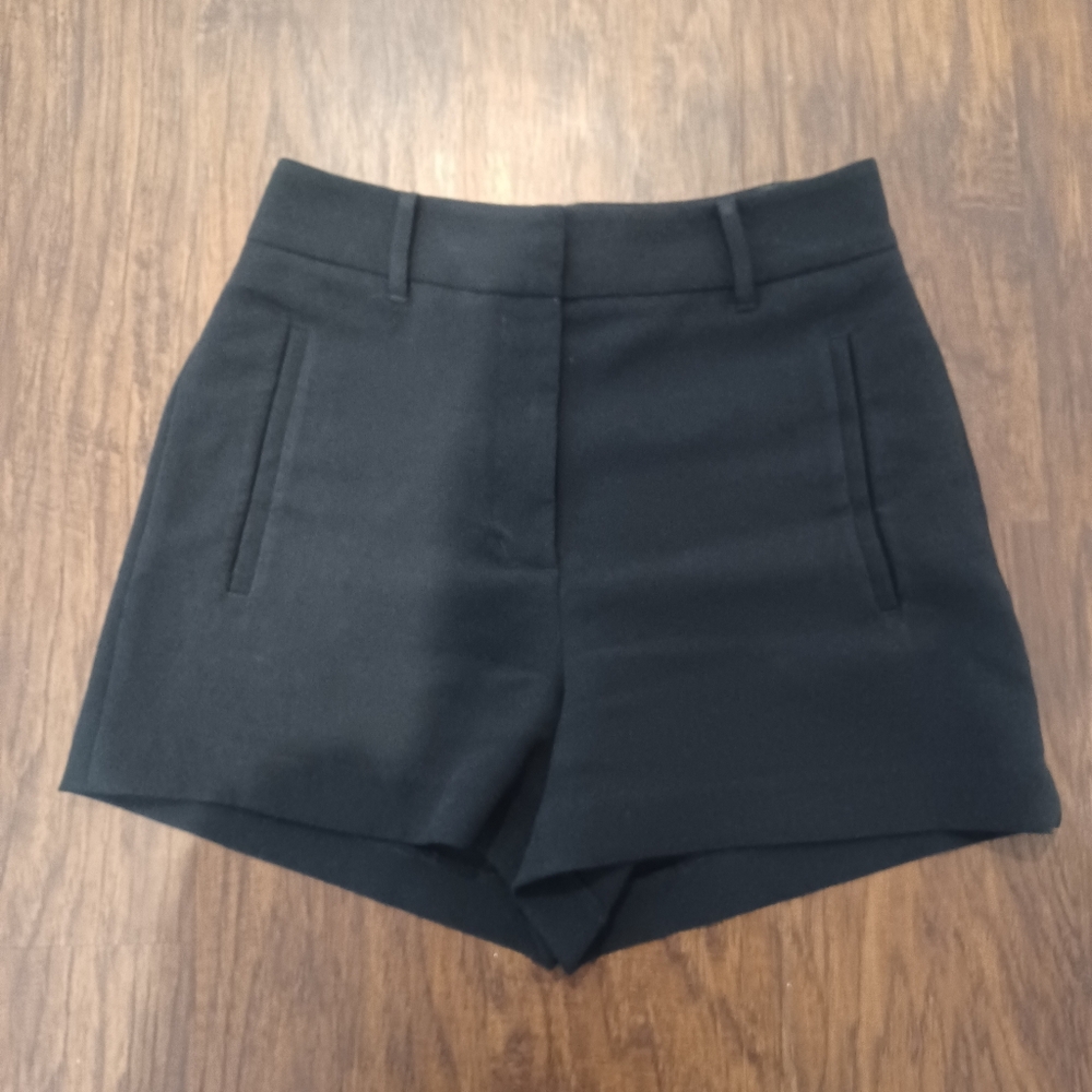 Wilfred High Waist Black Shorts In Size 2